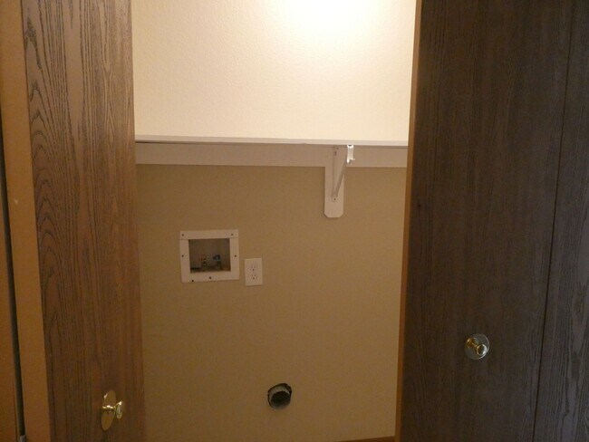 Photo - 3 Bedroom 2.5 bath Duplex in Blue Springs