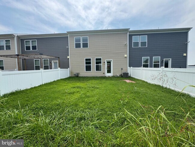 Photo - 95 Filbert Dr