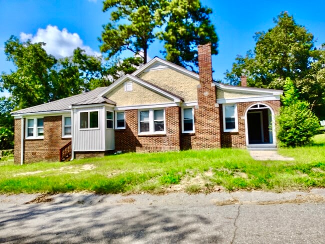 Building Photo - 3501 Abingdon Rd Rental