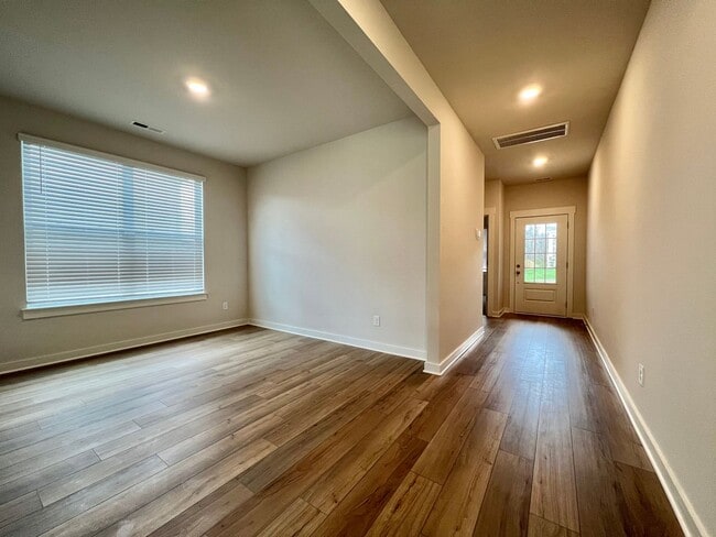 Photo - 5 Bed, 3.5 Bath Home w/ 2 Car Garage in Harvest Point