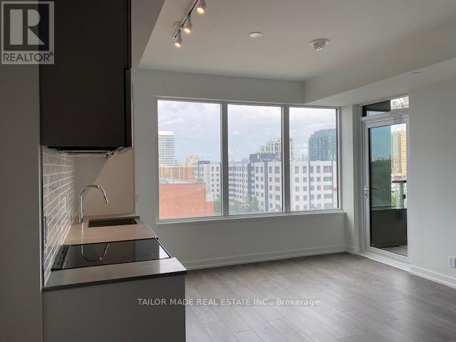 Photo - 270 Dufferin St Unité 622