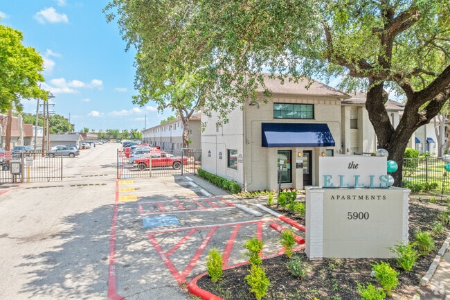 Foto principal - The Ellis Apartments