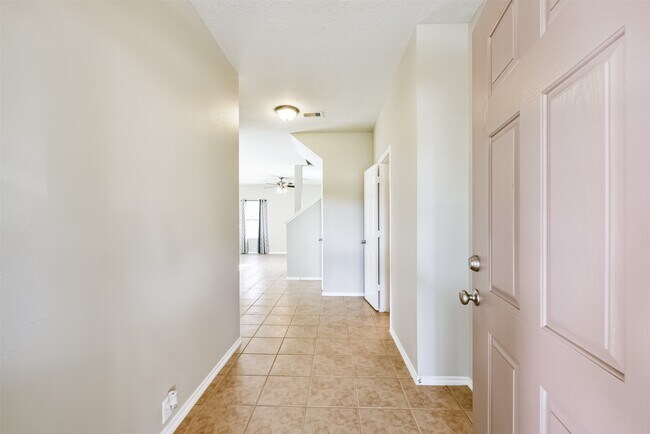 Photo - 6203 Gillian Park Dr