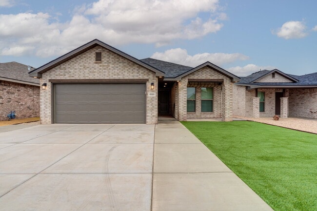 Building Photo - 4 Bedroom 2 Bathroom Home in South Lubbock!