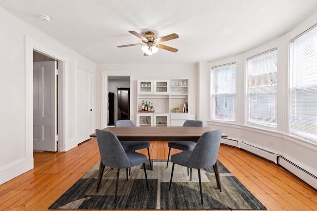 Photo - 547 Broadway Unidad 1