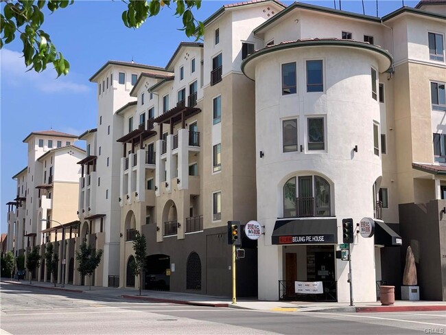 Photo - 28 N 3rd St Condo Unit B210