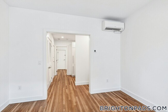 12 Elko St Unit 3