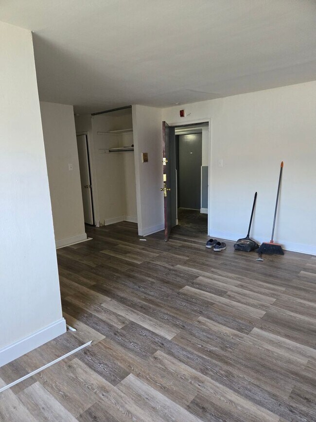 Photo - Treeview Residences Unit A-8