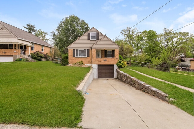 Building Photo - Charming Home in Cincinnati, OH