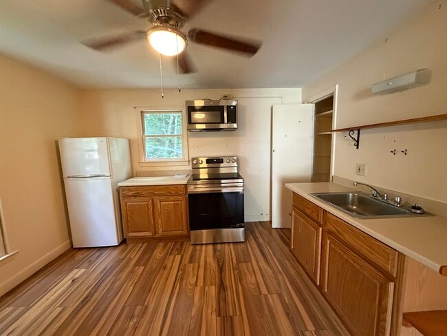 238 Marlboro Rd