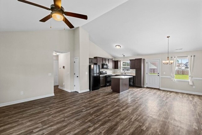 211 Rowland Dr
