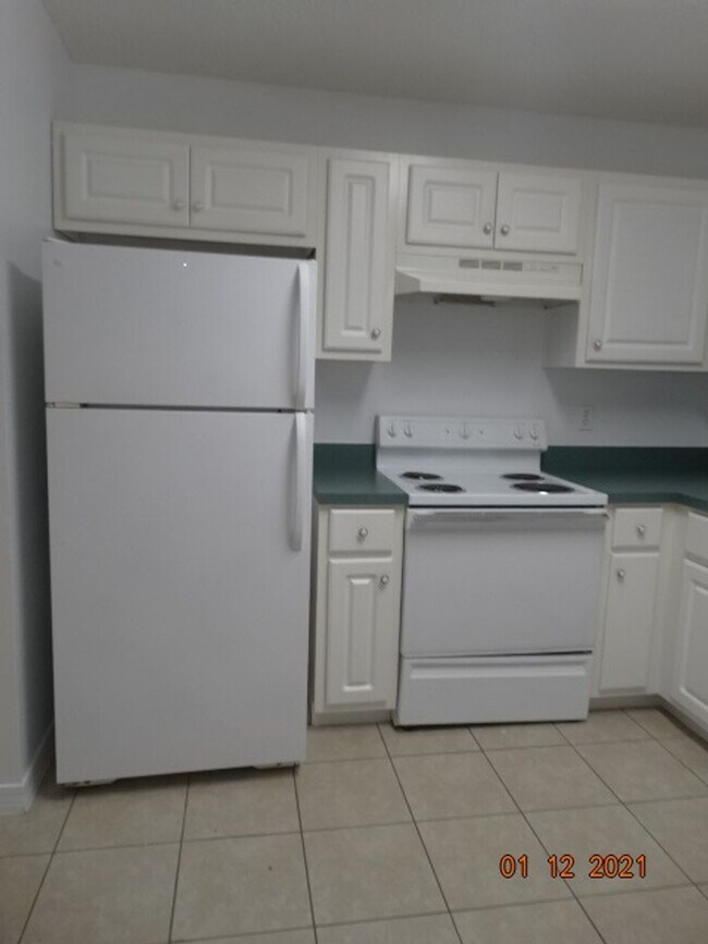 Photo - 534 Brock Ave Unidad Brock Ave 534