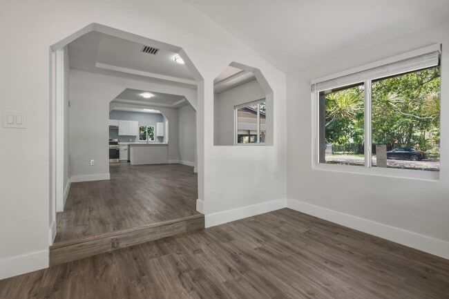 Photo - 12980 NE 10th Ave