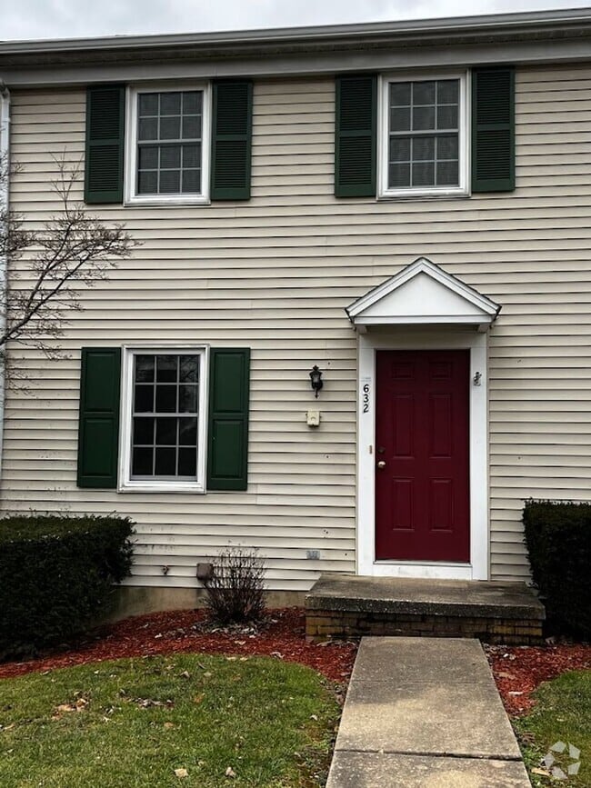 Building Photo - 632 S Cedar St Rental