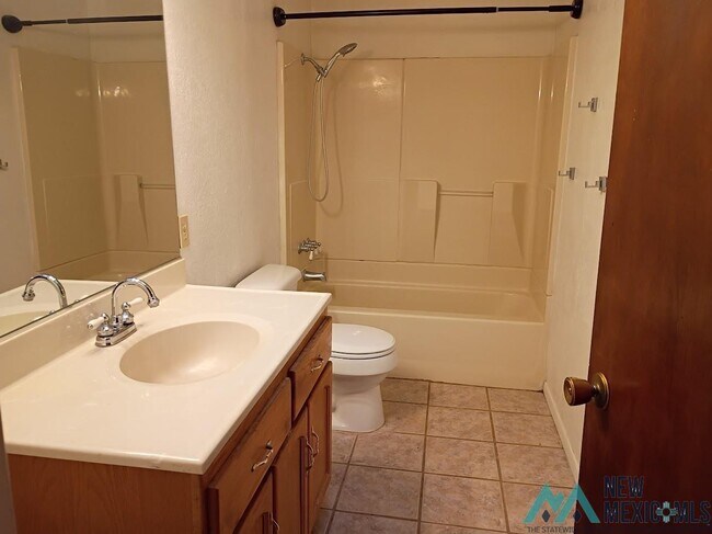 Photo - 1910 S Platinum Ave