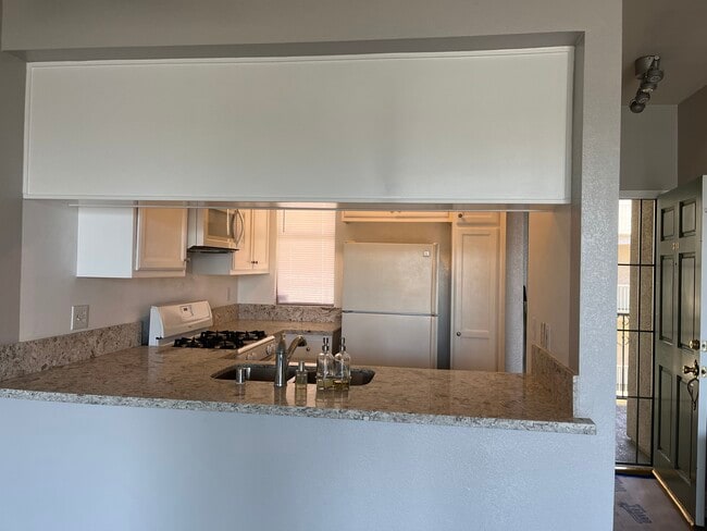 Photo - 555 Maine Ave Unit 311