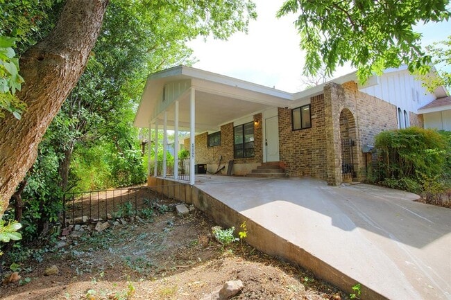 Photo - 2005 Cody Ct