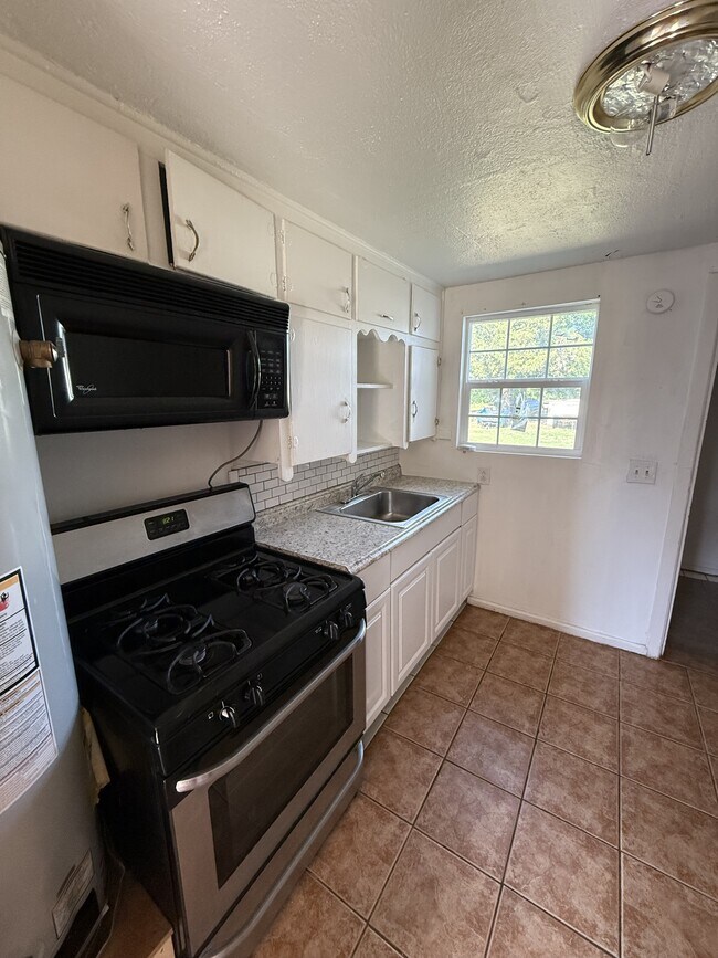 Photo - 1827 N 2nd St