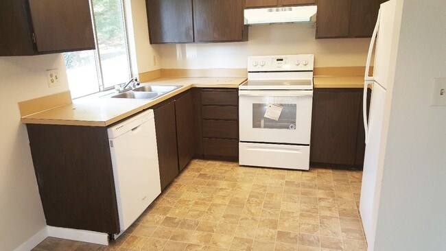 Photo - 6991 Chico Way NW Unidad 1