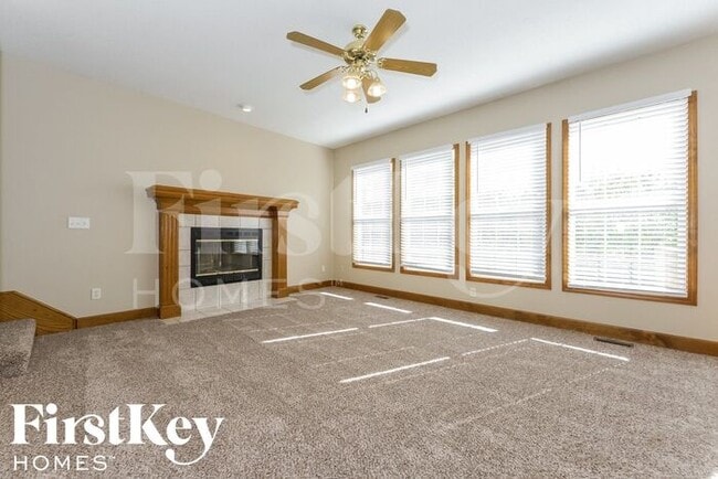 Photo - 711 Old Paint Rd