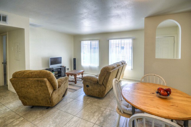 Photo - Roosevelt Place