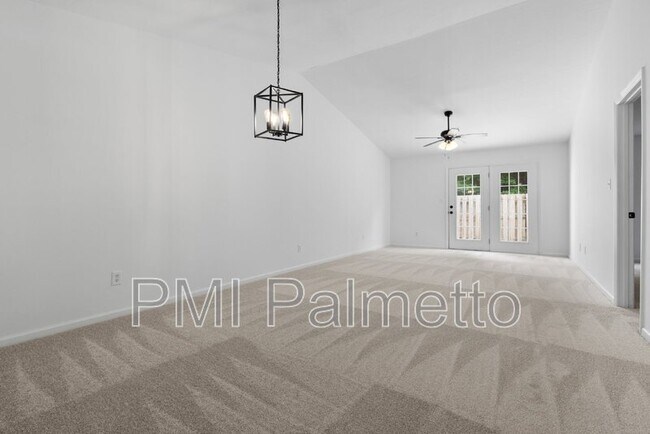 Photo - 468 Regency Park Drive