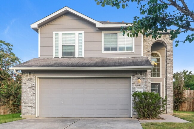 Building Photo - 18400 Sunrise Pines Dr Rental