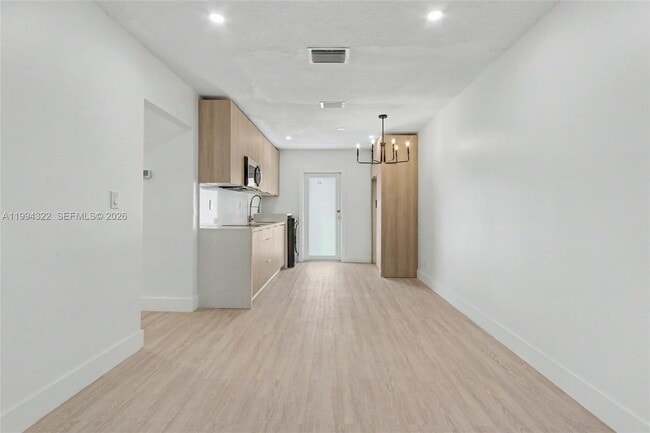 Photo - 55 SW 13th St Unit A