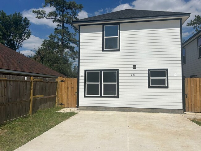 Brand new unit 2 story layout - Brand new unit 2 story layout Casa