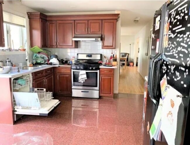 Photo - 309 Beacon St Unit .