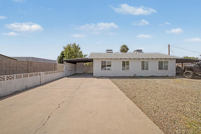 Photo - 2534 N 28th St