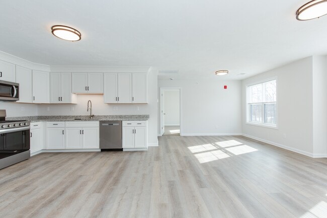 Photo - 62 Sherburne Ave