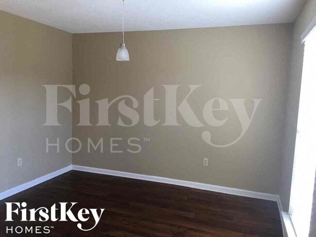 Photo - 7372 Hunter's Forest Dr