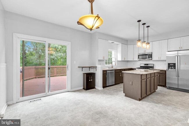 Photo - 6880 Ridge Water Ct
