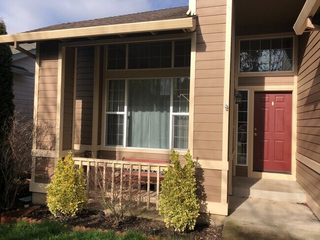 Photo - Beautiful 3 Bed + Bonus Room, 2.5 Bath Home!