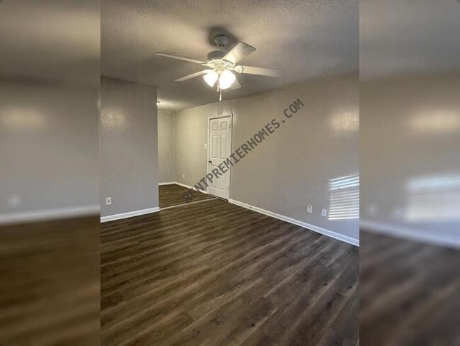 Building Photo - 7710 Bradley Dr