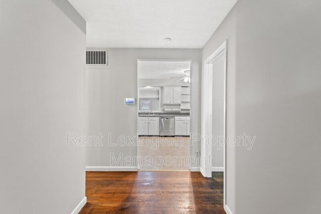 Photo - 228 Kenlock Dr