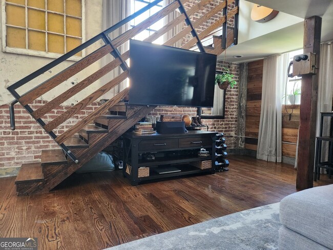 Photo - 650 Glen Iris Dr NE Unit 30