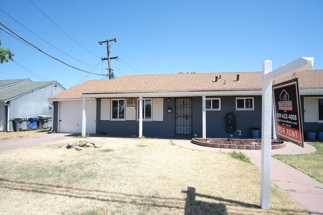 Building Photo - 1207-1209 Merced Avenue Unit 1207