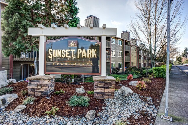 Sunset Park Apartments - Sunset Park Apartments