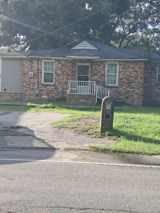 Photo - 5867 Ames Rd