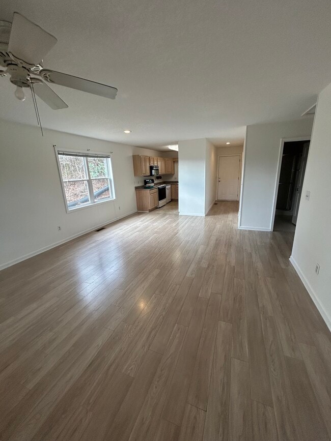 Photo - 140 Randolph St