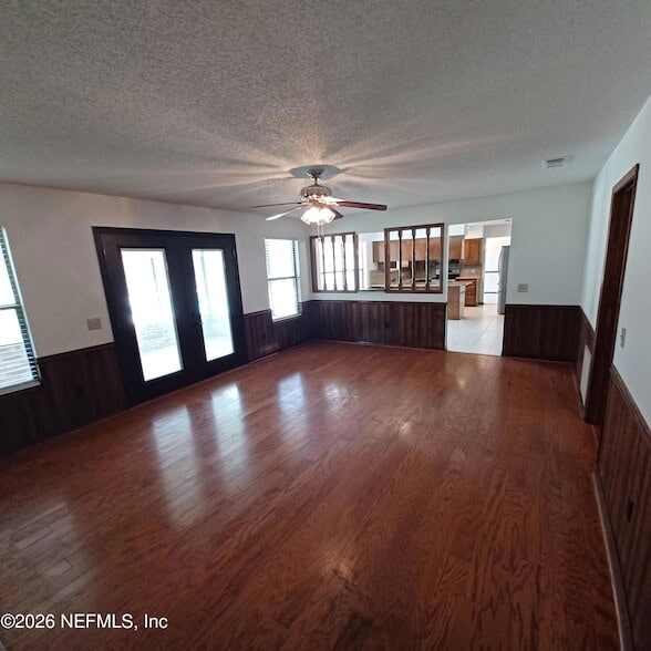 2295 Foxwood Dr
