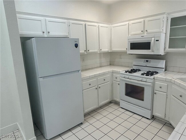 Photo - 1830 N Buffalo Dr Unit 1069
