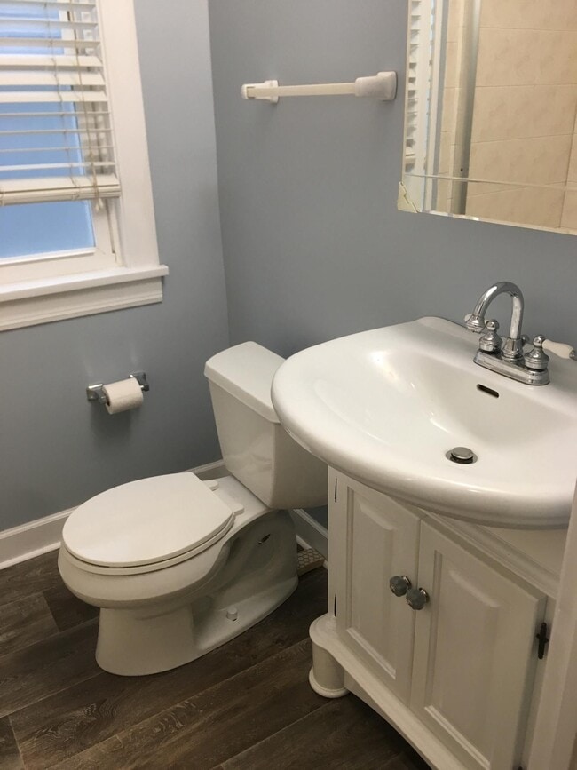 Photo - 2490 W 10th St Unit Down