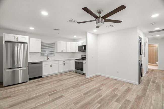 3103 16th St N Unit 3105
