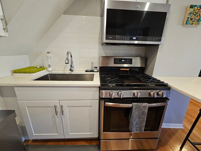 Photo - 1656 W Olive Ave Unidad 3