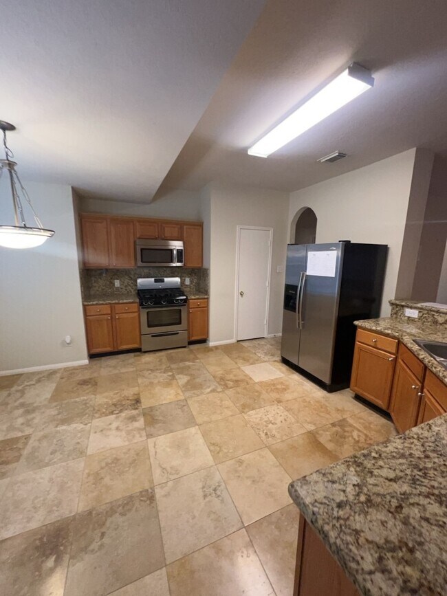 Photo - 5523 Dapplewood Ln