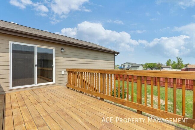 540 Pride Ct