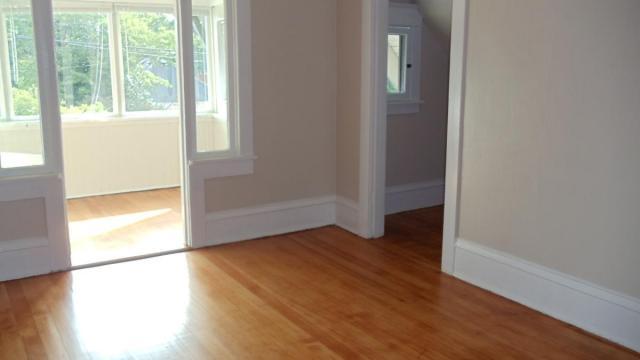 Photo - 8 bedroom in Seattle WA 98105